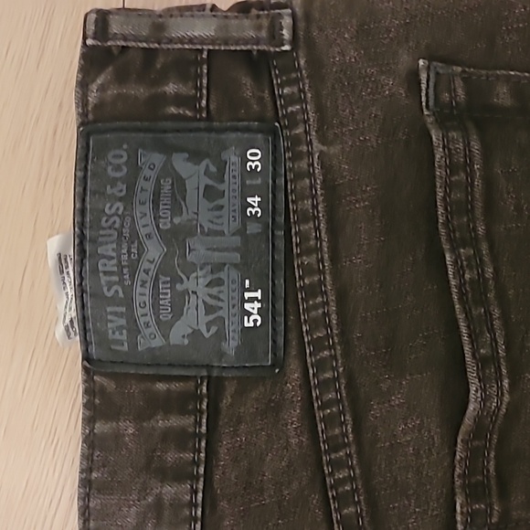 Levi's  541. 34 × 30 - Picture 2 of 3